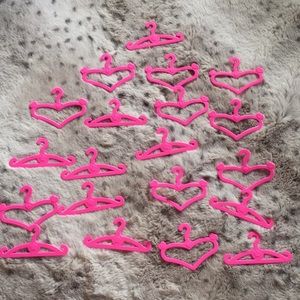 PINK HANGERS FOR BARBIE!